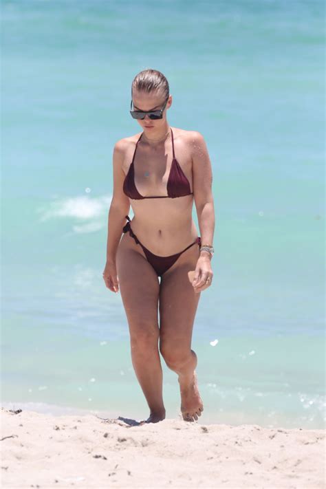 Bianca Elouise In Bikini At A Beach In Miami Hawtcelebs The Best Porn Website
