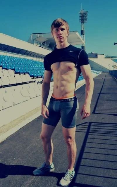 Shirtless Male Beefcake Athletic Build Track Athlete Jock Hunk Photo X F Picclick