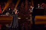 Kelly Clarkson and Brett Eldredge Light Up 'Under the Mistletoe'