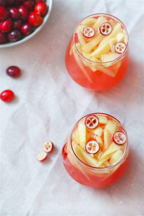Fall Sangria Recipe With Apple And Cranberry — Eatwell101