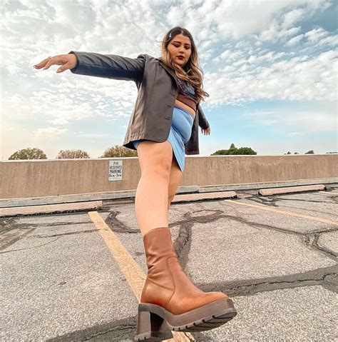 Karina Gomez Livingaskarina • Instagram Photos And Videos Fashion Boots Ankle Boot