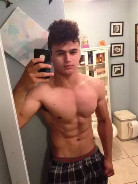 See more ideas about cute boys, ulzzang kids, boys. Does any guy or girl have 6 pack abs here and what kind of ...