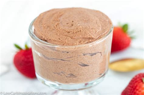It's smooth, chocolaty, gluten free and low carb! Quick Keto Chocolate Mousse Pudding Recipe - Low Carb ...