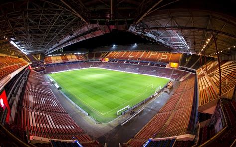 Tussen 2000 en 2002 is het stadion uitgebreid om de capaciteit van het stadion te. Philips Stadion loopt vol voor bekerduel tegen VVV | PSV ...