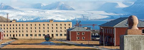 Pyramiden A Soviet Ghost Town In Arctic Norway The Independent Barents Observer