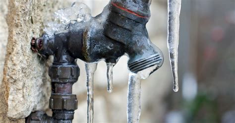 Easy Tips To Prevent Frozen Pipes In Your Home