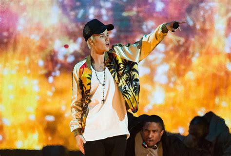 Justin Bieber Kicks Off Purpose World Tour