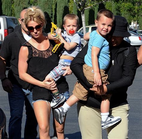 Les Fils De Britney Spears Sean Preston Et Jayden James Ont Télé Star