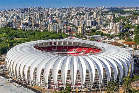 No estado de rio grande do sul, em 496 municípios. El estadio Beira-Río de Porto Alegre (Brasil). Es un ...