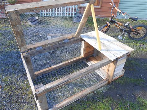 Building A Small Rabbit Hutch 12 Steps With Pictures Instructables