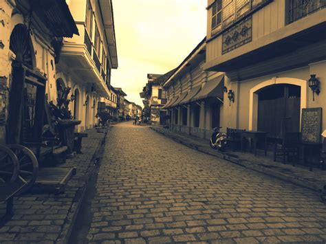 Lakwatserong Opis Worker: Calle Crisologo - Vigan, Ilocos Sur