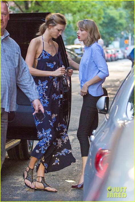 Taylor Swift Catches Up With Bff Karlie Kloss In The Big Apple Photo