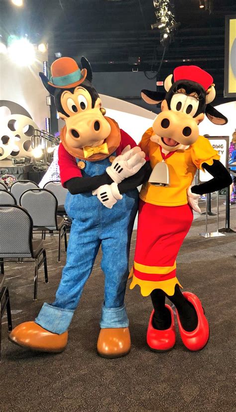 Disneycharacterguide On Twitter Clarabelle Cow And Horace Horsecollar