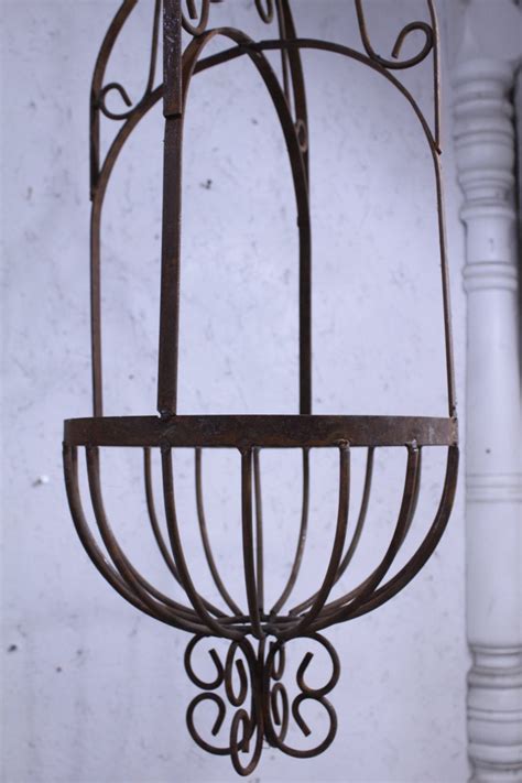 Wrought Iron Victorian Hanging Basket Decorative Container