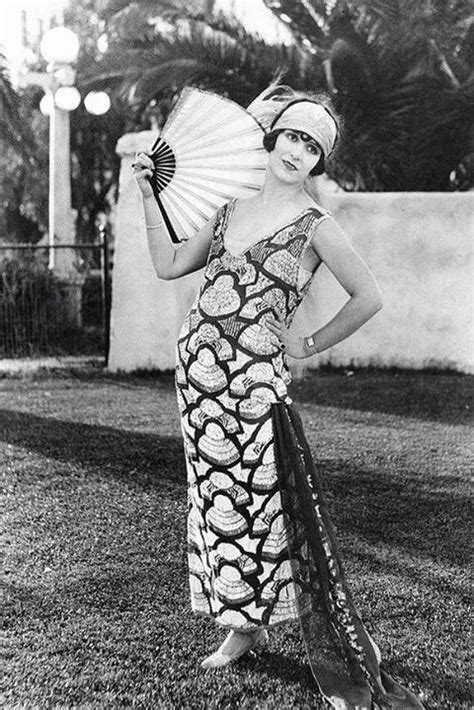 pin on fashion of 1920s