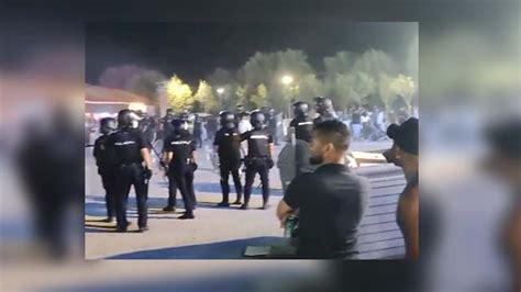 Ocho Polic As Heridos En Las Fiestas De Alcal Soyde