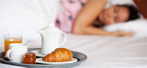 Ich wollte mein mäuschen mal mit nem romantikfrühstück am bett überraschen. Frühstück im Bett - so gelingt Ihr Start in den Tag ...