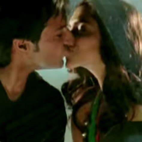 10 Best Kisses Of Deepika Padukone Saif Ali Khan And Deepika Padukones Kissing Scene In ‘love