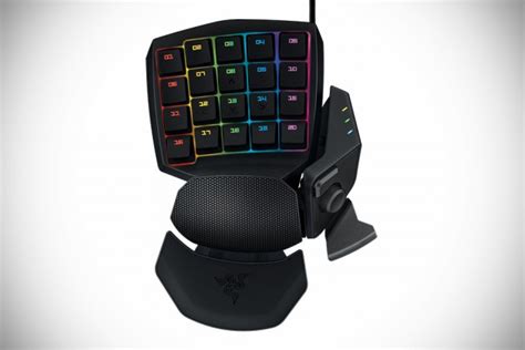 Razer Adds Colored Lighting Into Deathstalker Gaming Keyboard And