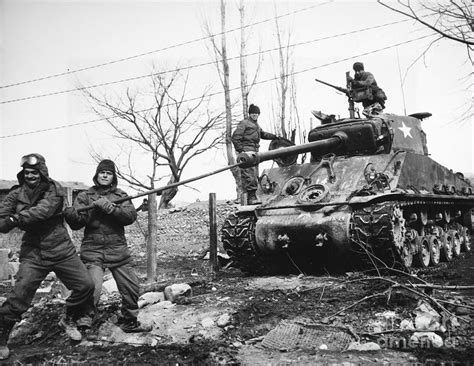 Korean War Tank 1951 Photograph By Granger