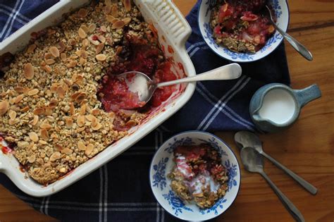 Apple Blackberry And Sloe Gin Crumble Recipe Bryonys Kitchen