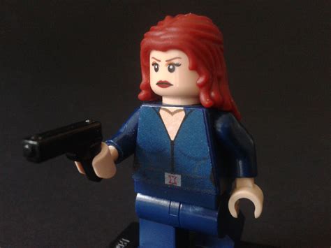 Wallpaper Manusia Hitam Besi Lego Keajaiban Janda Natasha