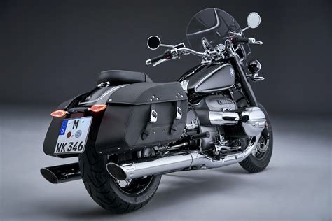 Bmw Motorrad Reveals R18 Classic First Edition 2 Seater Cruiser