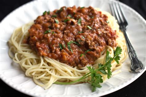 Quick And Easy Spaghetti Bolognese Errens Kitchen