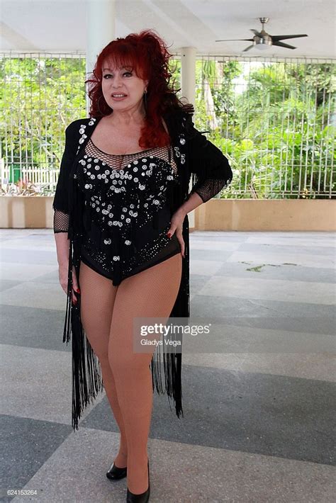 News Photo Iris Chacon Poses As Part Of Special Event Latina Women Latin Women Special
