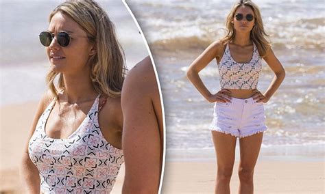 Sam Frost Shows Off Her Figure On Home And Away Set