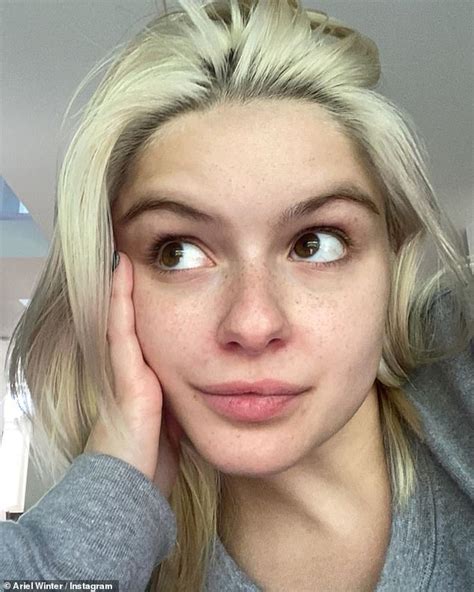 Ariel Winter Flaunts Her Freckles In Makeup Free Selfie As She Promotes