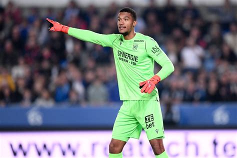 FC Nantes Je reviens dans un état d esprit positif Alban Lafont