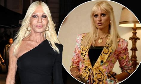 Donatella Versace Looks In High Spirits During Pfw Daily Mail Online
