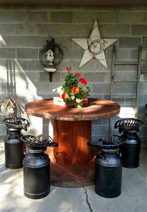 These 3 Diy Wooden Spool Projects Are Easy And Beautifully Rustic