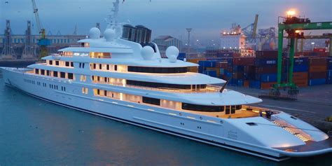 The Worlds Largest Yacht Has Held The Record For More Than 5 Years