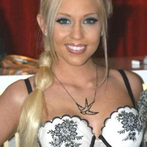 Brea Bennett Age Birthday Biography Facts Howold Co