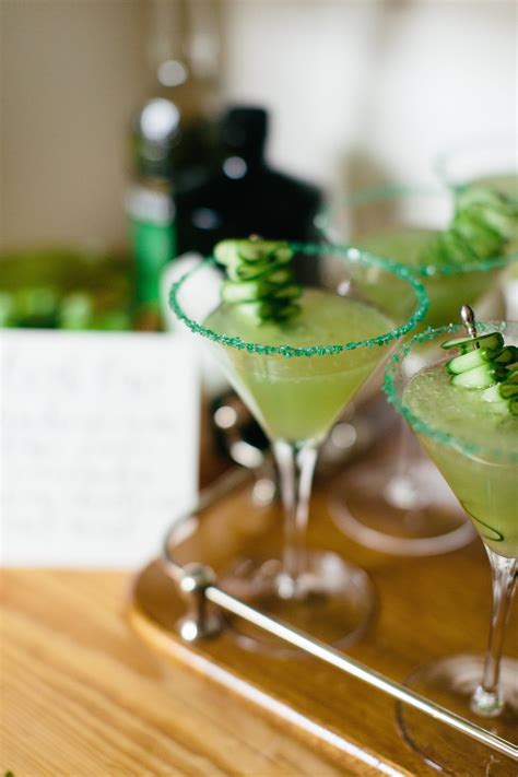 Lessons To Steal From This Classy St Patrick S Day Dinner Party St