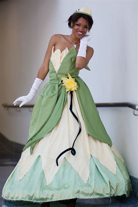 I used white, yellow and green tulle for the skirt. Princess Tiana Costumes | PartiesCostume.com
