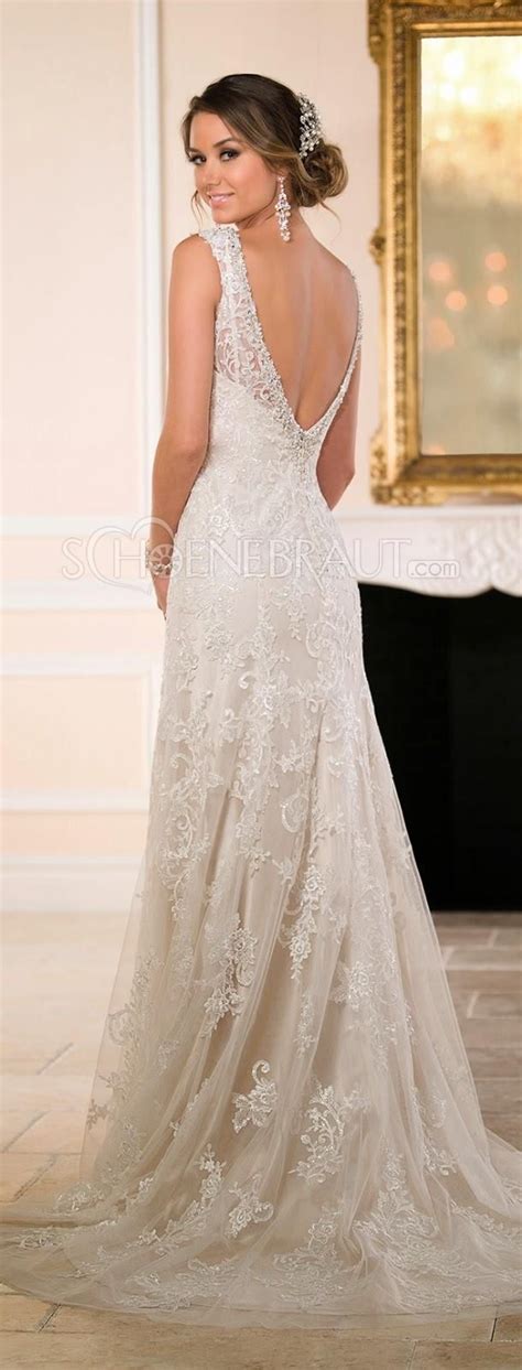 Spätestens seit der hochzeit von william und. Elegant Spitze Brautkleid Lace Empire Hochzeitskleid lang ...