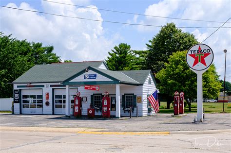 Amblers Texaco Gas Station On Historic Route 66 Dwight Illinois