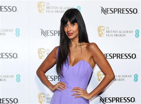 Jameela Jamil Asks Women What They ‘weigh And Receives Inspirational