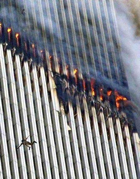 Pictures Of 911 Jumpers On Their Way Down