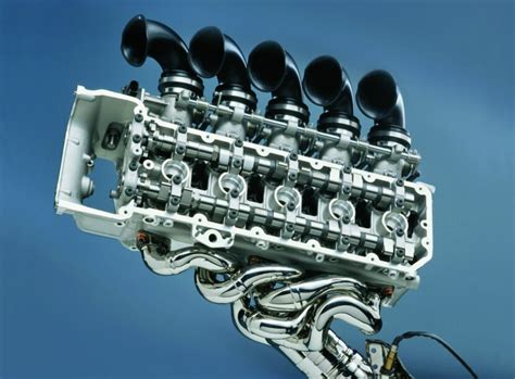 What Bmw Has A V10 Engine The Bmw S85 V10 Bmw M3 V8 Bmw M5 Cloud