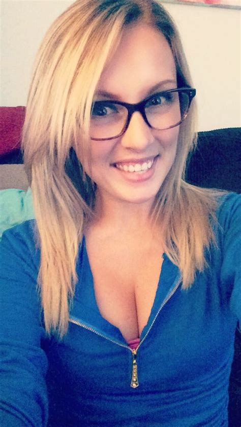 Pin By Jay Amari On Glass Glam Girls With Glasses Hot Selfies How