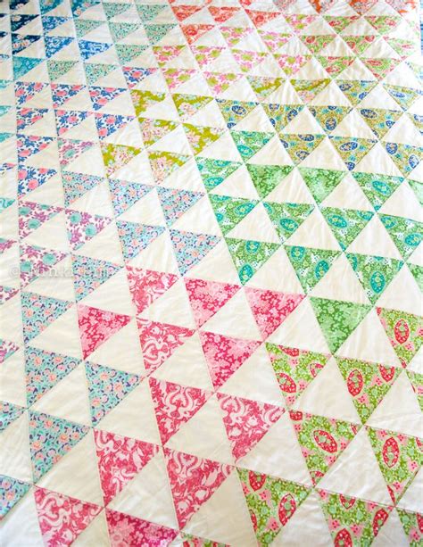 Tilda Sunkiss Triangle Quilt Triangle Quilt Quilt Patterns Quilts