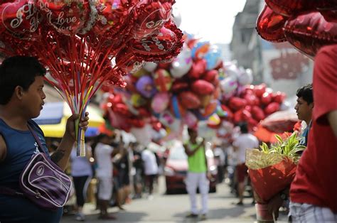 Photos Valentines Day Celebrations Around The World Kboi