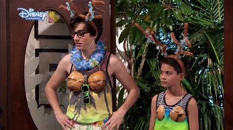 Jessie Parker Joey S Hilarious Aloha Outfits Disney Channel Uk Youtube