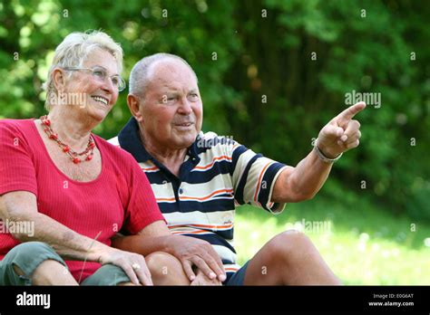 Arriba 60 Imagen Age Of Senior Citizen Abzlocalmx