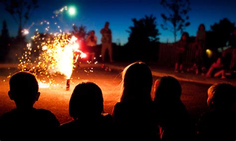 For A Fun And Safe Fourth Of July Skip The Home Fireworks Healthy