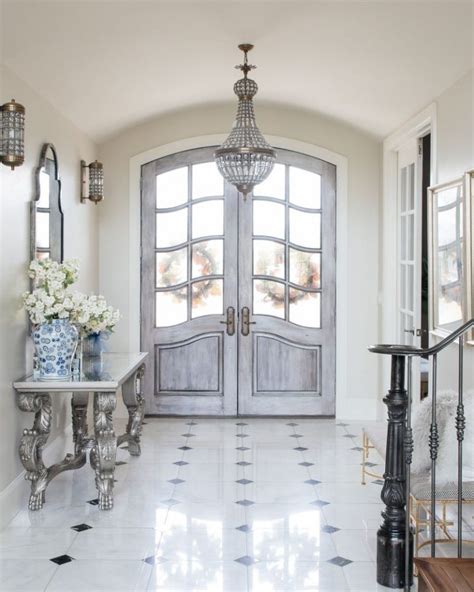 10 Stunning French Country Entryway Decor Ideas